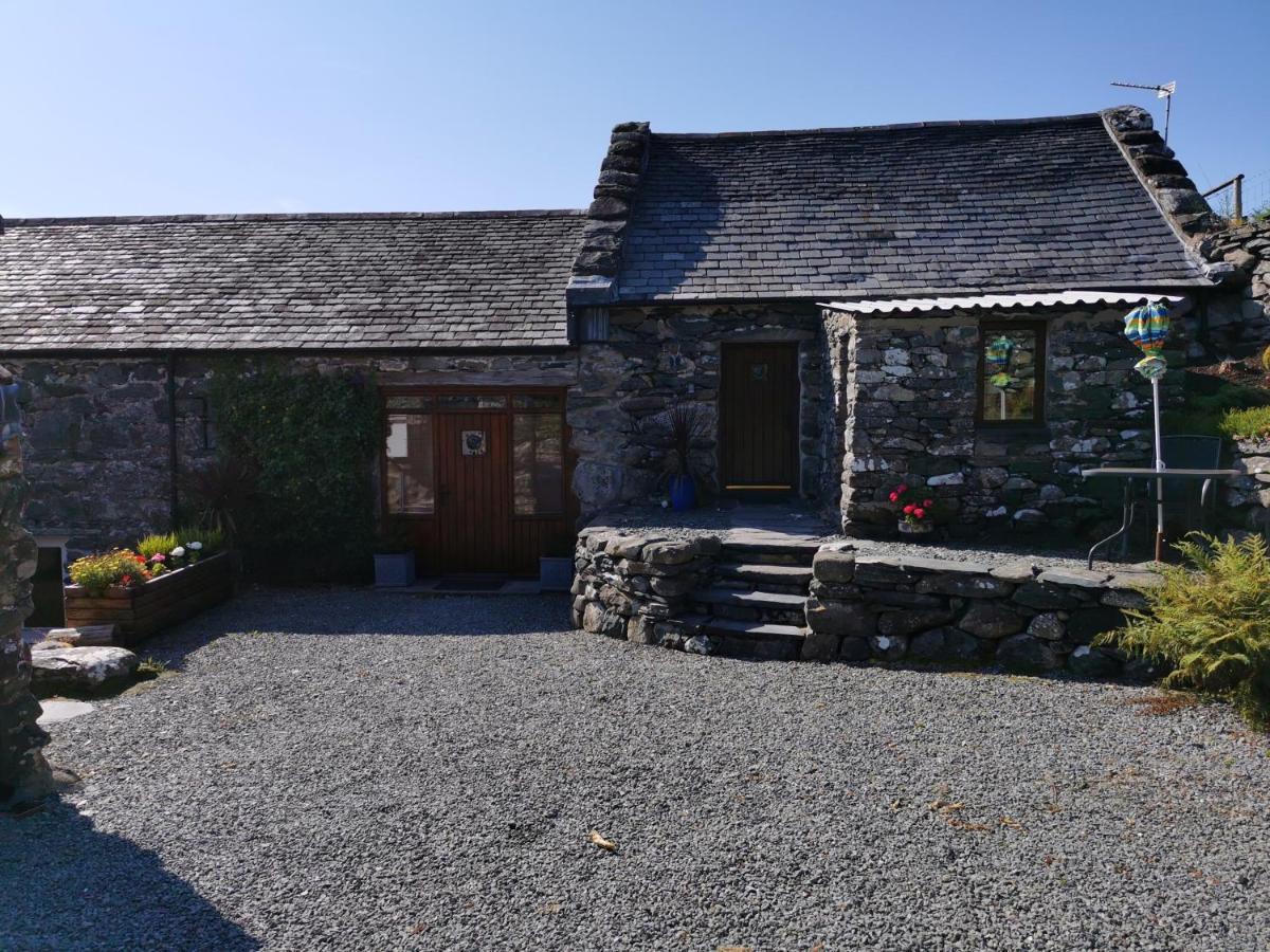 Ty Gwennol Near Gilfach Goch Apartment Ланбедър Екстериор снимка